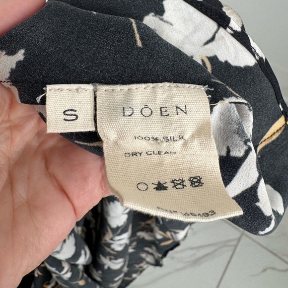 Dôen Silk Black Floral Maxi Dress - Picture 6 of 6